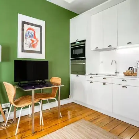 Cozy & Stylish 1br Retreat - Heart Of Galata! #416 Eskiomerler