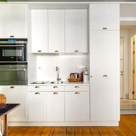 Apartment Cozy & Stylish 1br Retreat - Heart Of Galata! #416 *