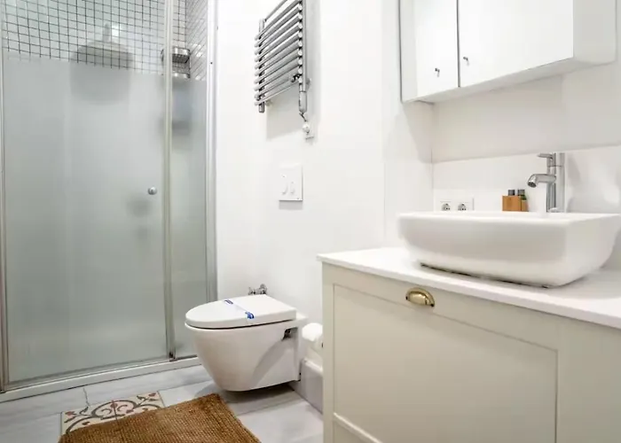 Apartment Cozy & Stylish 1br Retreat - Heart Of Galata! #416